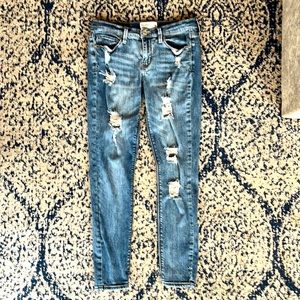 Mudd Stretch Distressed Jeggings